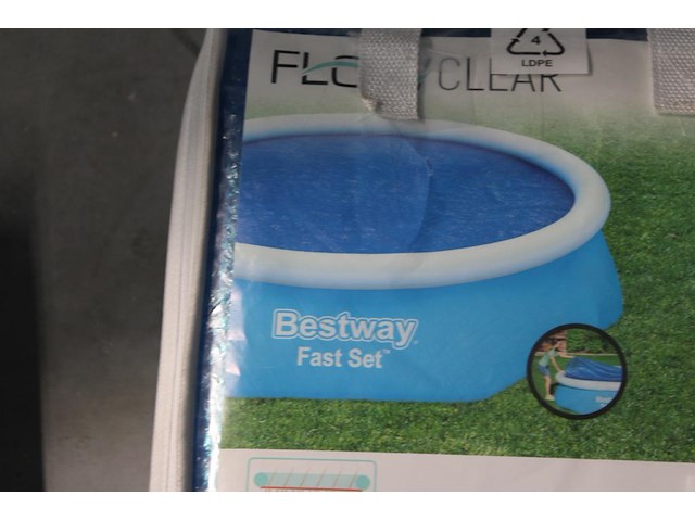 Zwembad noppenfolie bestway flow clear, doorsnede 244 cm. - afbeelding 2 van  2