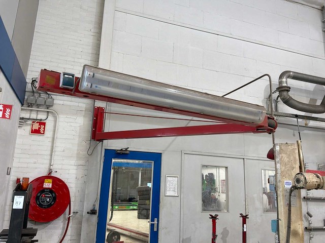 Zwenkarm met verlichting 4.80m - afbeelding 7 van  7