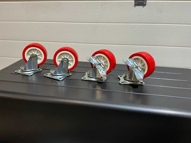 Zwenkwielset - afbeelding 2 van  4