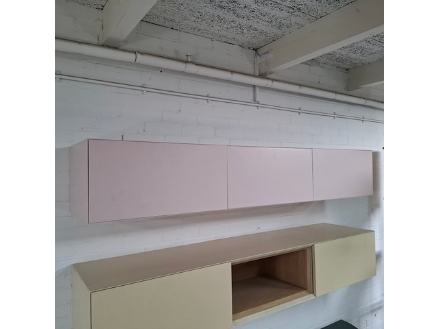 Zwevend tv meubel, roze - afbeelding 1 van  5
