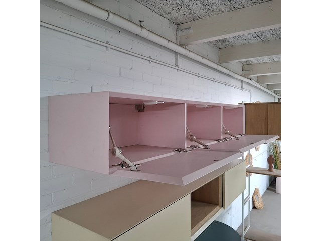 Zwevend tv meubel, roze - afbeelding 4 van  5