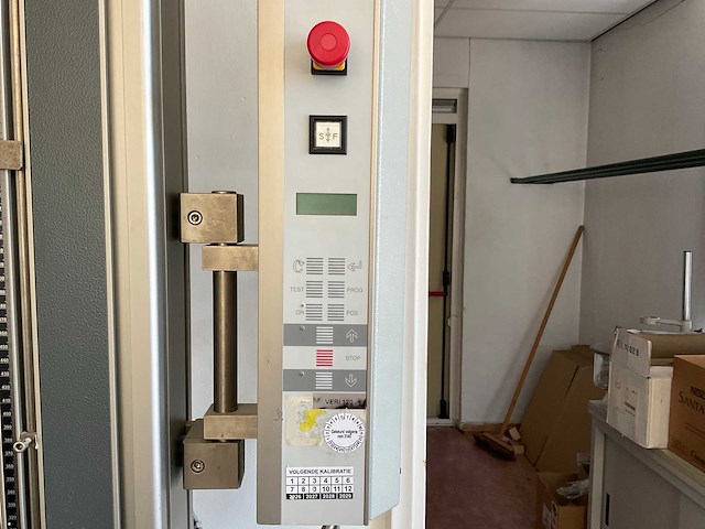 Zwick z010 treksterkte-tester - afbeelding 2 van  5