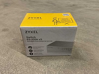Zyxel es-105a 5-poorts switch (2x) - afbeelding 2 van  2