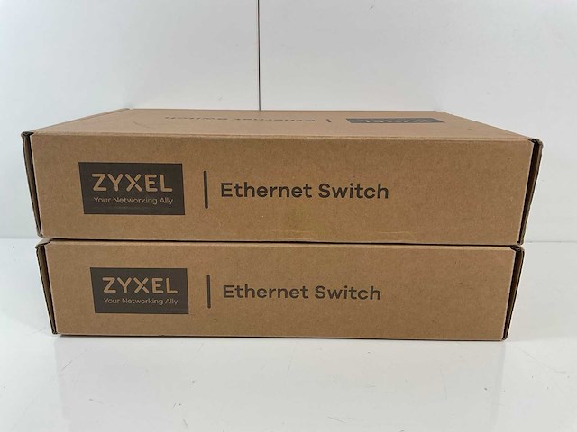 Zyxel (gs2210) 8-port gigabit managed switches (2x) - afbeelding 1 van  14