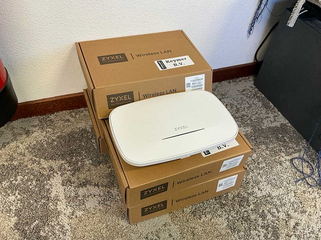 Zyxel wbe530 acces point (5x) - afbeelding 1 van  4