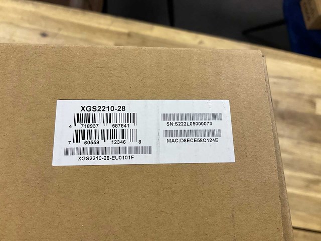 Zyxel xgs2210-28 switch - afbeelding 3 van  3